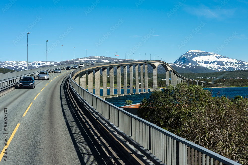 Obraz premium Route 862 in Troms, Northern Norway