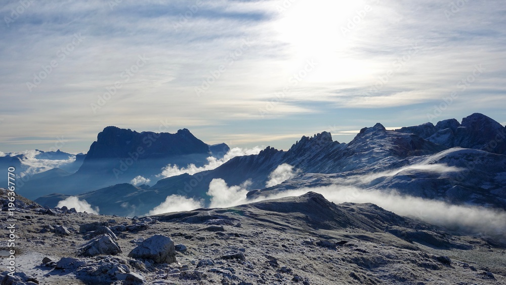 Fernblick über die Dolomiten, Bergwanderung