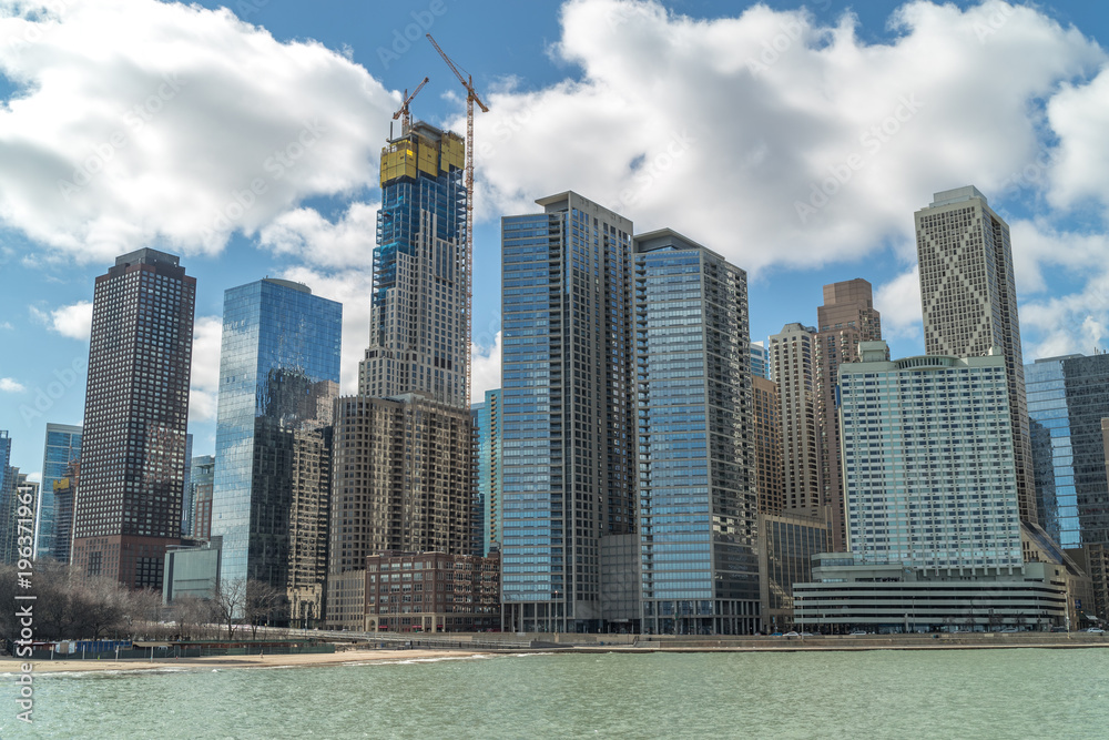 Fototapeta premium Chicago high rise condominium apartments