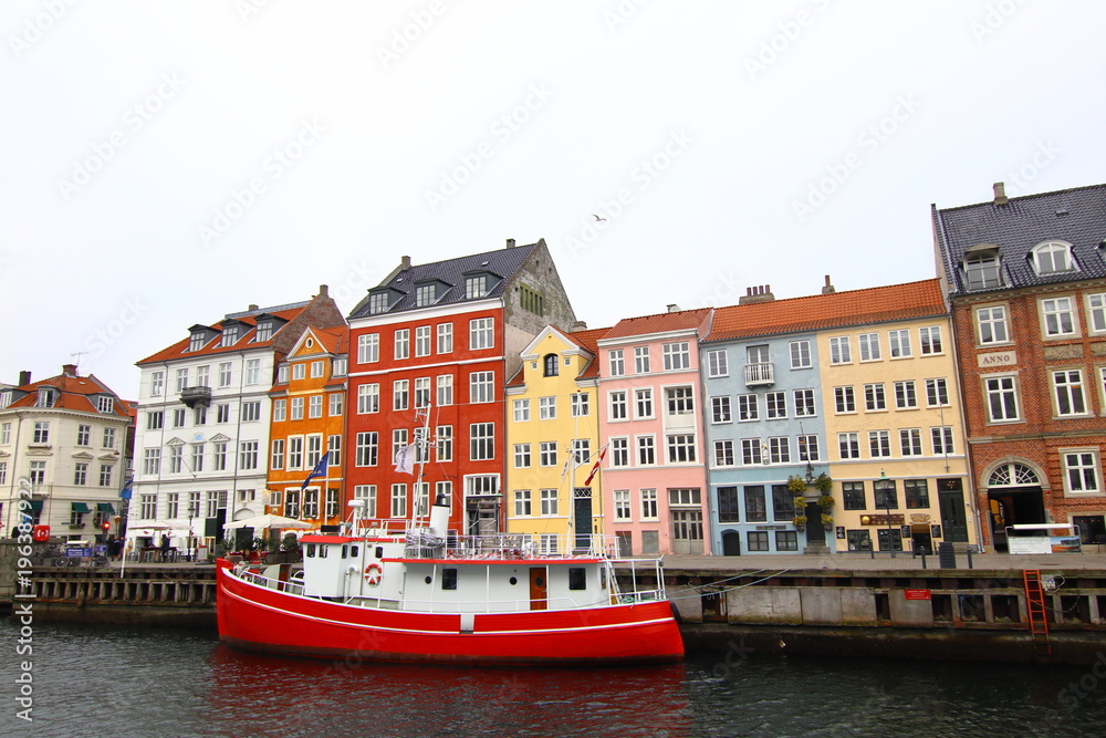 Cloudy Nyhavn