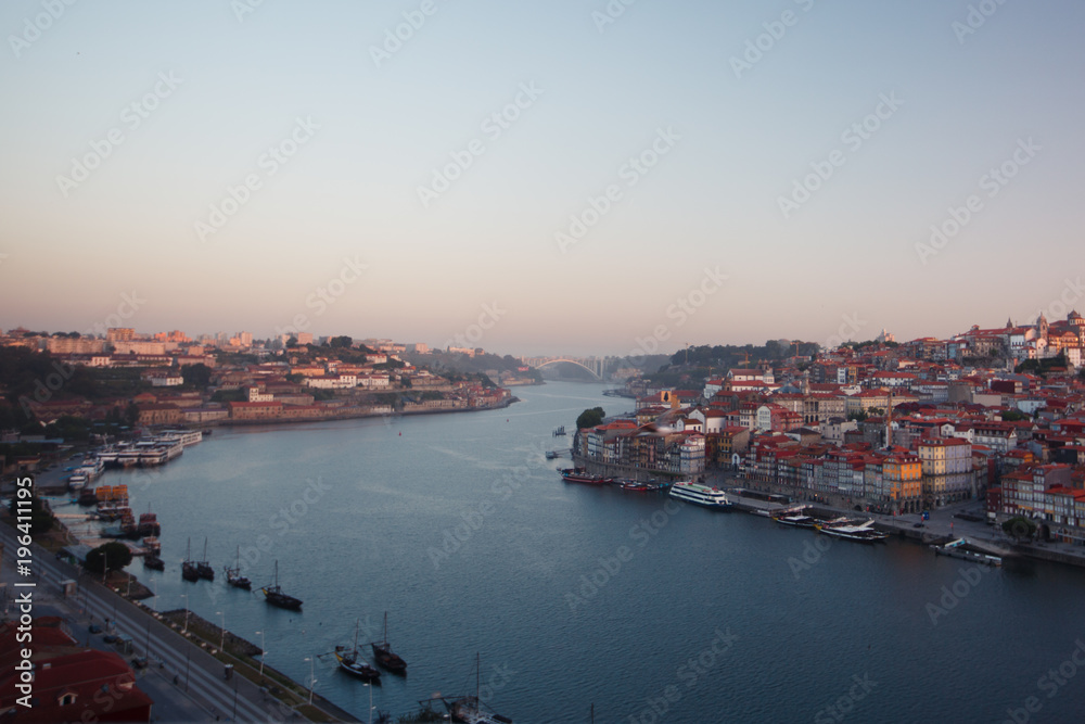 Duoro river in Porto 3
