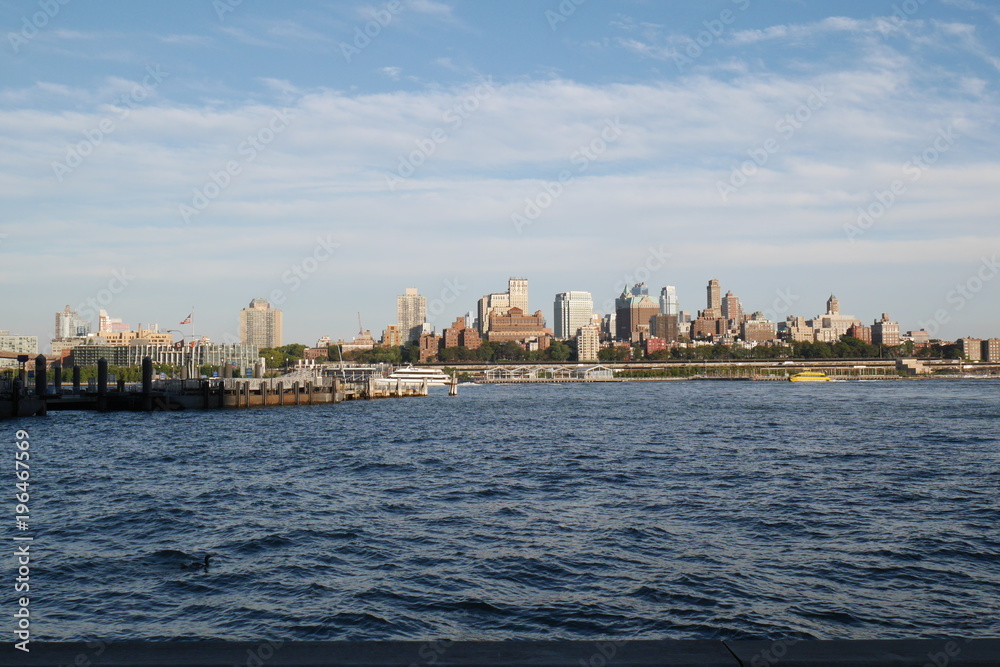 Vue sur Manhattan - New-York à partir de la mer - Etats-Unis