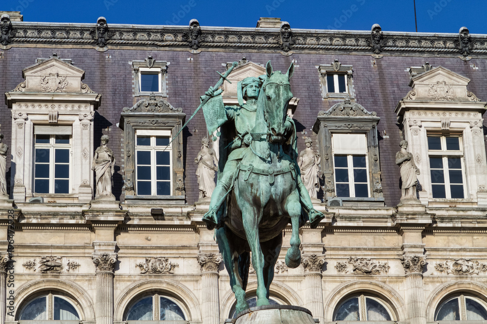 Obraz premium Paris - Statue du Prévôt des marchands de Paris