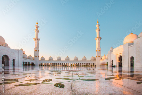 Exterior of Sheikh Zayed Mosque