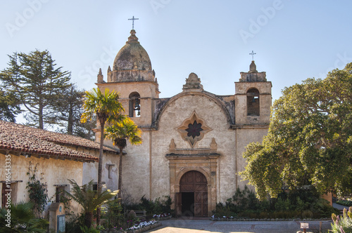 Courtyard view of Mission San Carlos in Carmel © WJ Media Design
