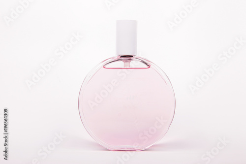 Obraz na płótnie Bottle of perfume isolated on white background w salonie