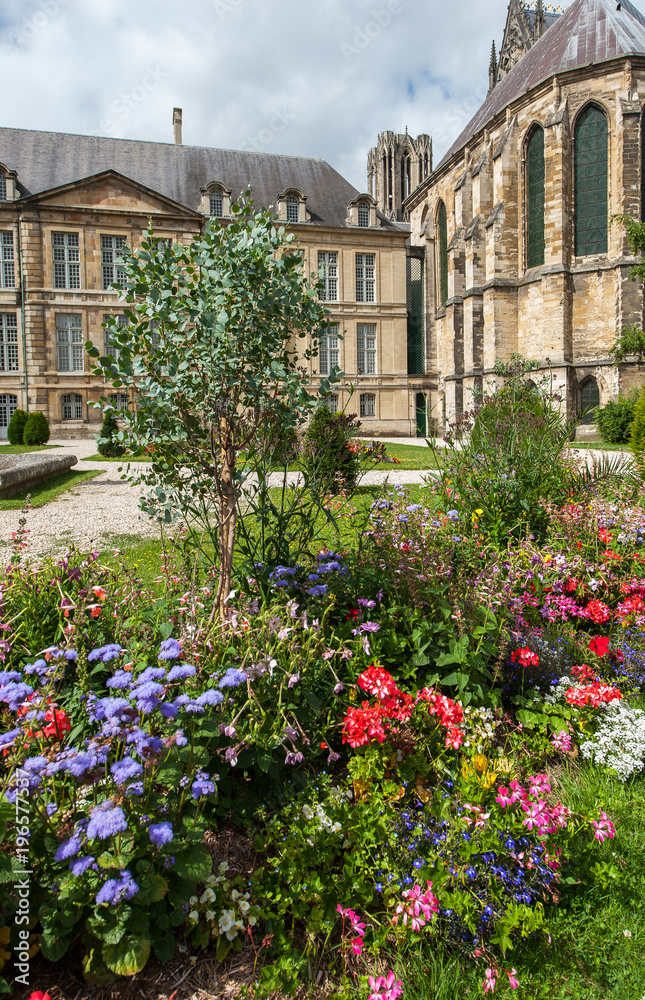 Flowers in front of the cathedral in Reims
