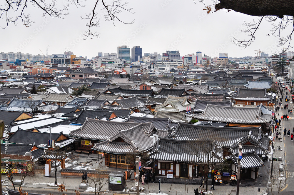 전주 한옥마을 전경 스톡 사진 | Adobe Stock 전주 한옥마을 전경 스톡 사진 | Adobe Stock