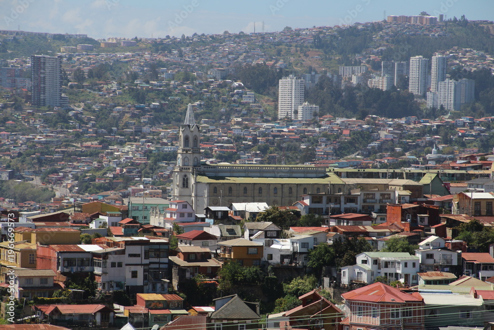 Blick über Valparaíso –Chile