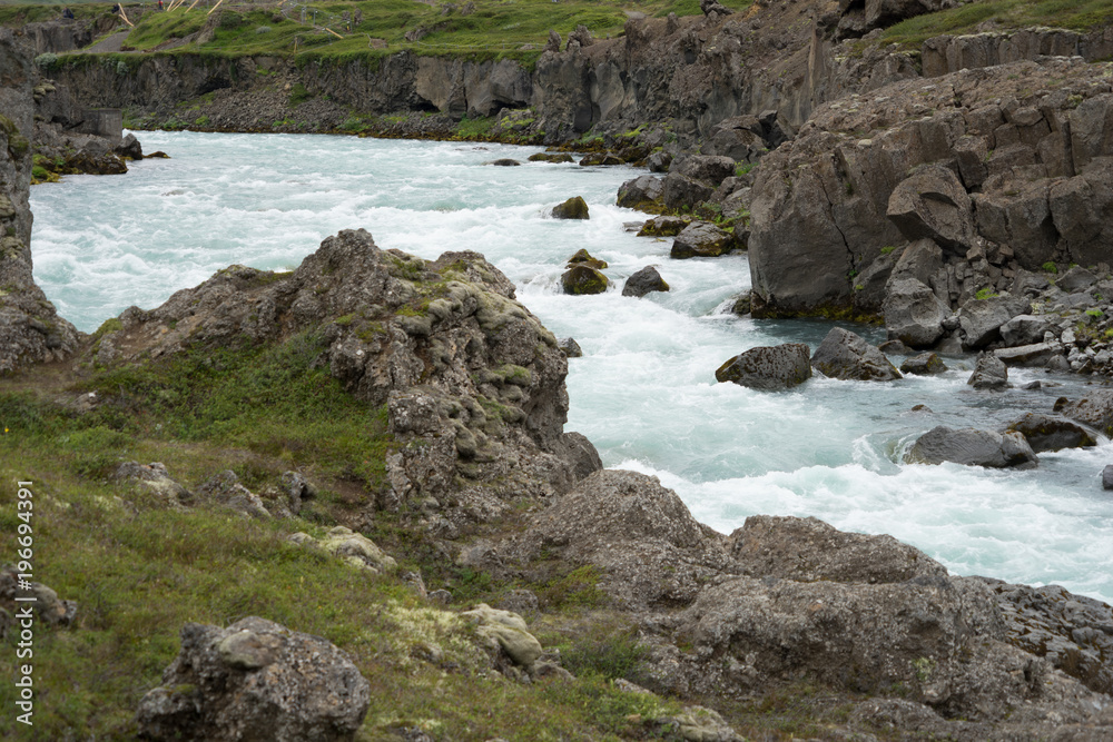 Landschaft rund um den Goðafoss - Wasserfall in Nord-Island Landschaft rund um den Goðafoss - Wasserfall in Nord-Island