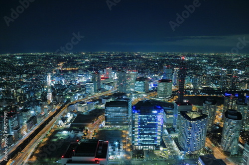 横浜駅方向の俯瞰夜景