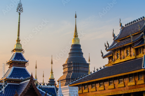 most important temples is the Wat Chedi Luang located in the ancient walled part of Chiang Mai city