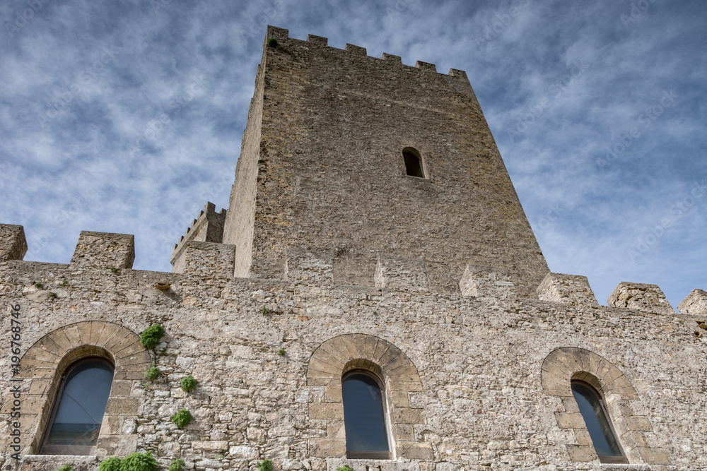 Il castello di Venere nel borgo medievale di Erice, provincia di Trapani IT	