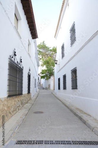 White alley  in Belmonte, Spain