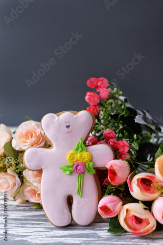 delicious gingerbread cookie teddy bear with flowers