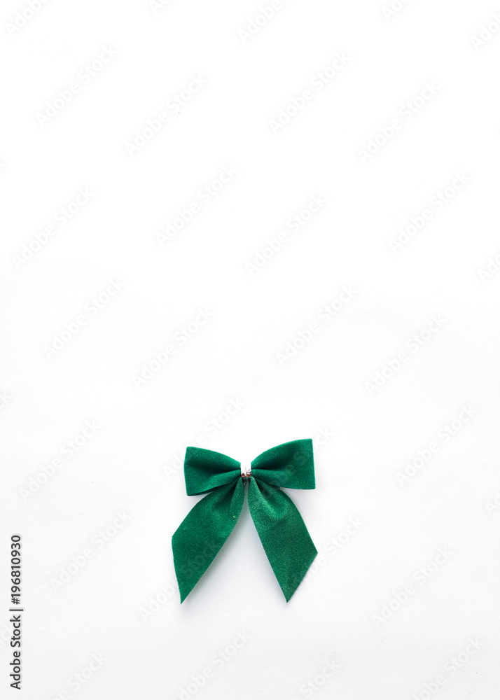 single green velvet bow