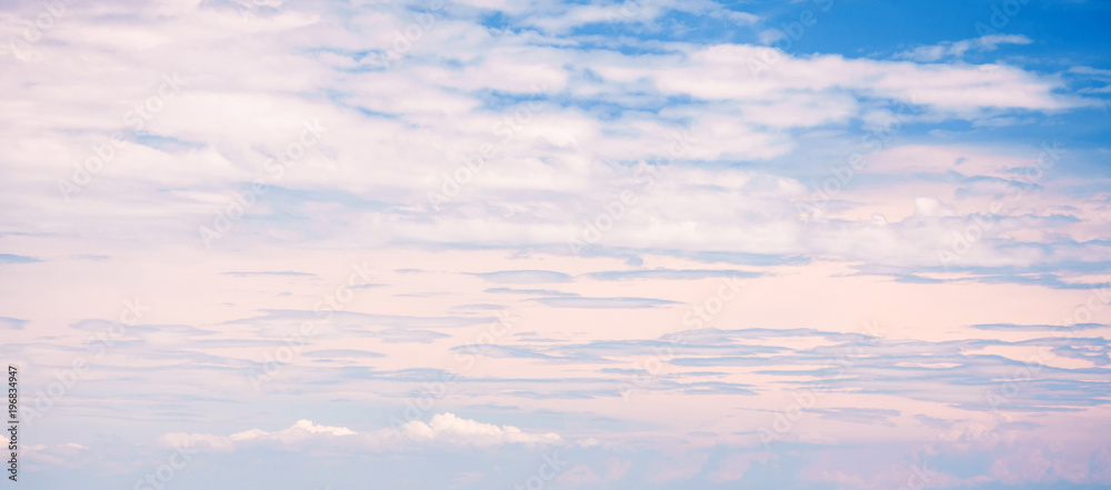Obraz premium Sky and clouds tropical panorama