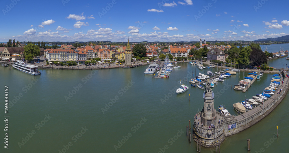 Fototapeta premium Lindau nad Jeziorem Bodeńskim, Niemcy