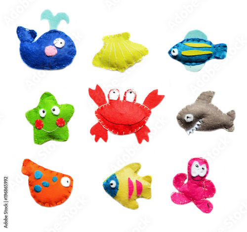 Magnetic felt fishing game - catch the fish with the magnetic rod