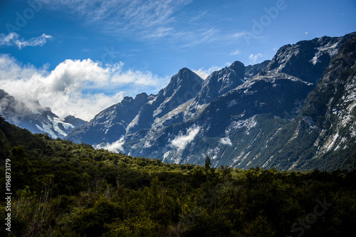 Mountains in Fiordland, New Zealand © Francisco Cavilha Nt
