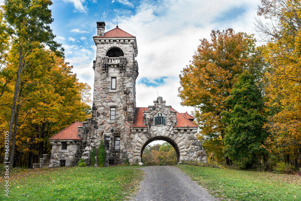 Naklejka premium Gate House , Upstate New York 