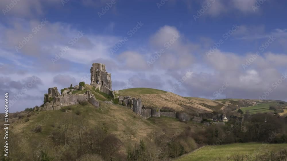 Ruins of the Corfe Castle in Dorset in England - Time Lapse Video (30 fps) Ruins of the Corfe Castle in Dorset in England - Time Lapse Video (30 fps)