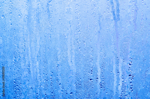 Rain texture on a window © Liz