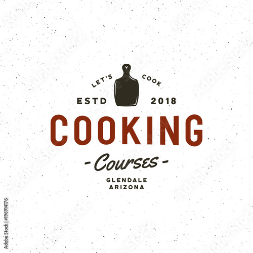 vintage cooking classes logo. retro styled culinary school emblem. vector illustration