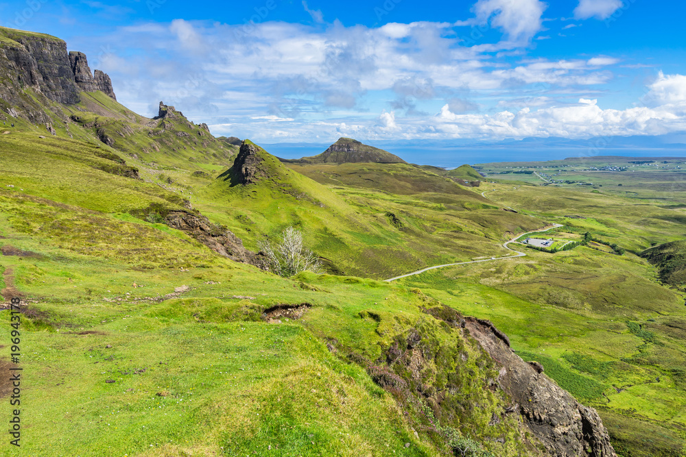 Fototapeta premium Beautiful view of Quiraing mountain range, Isle of Skye, Scotland, Britain