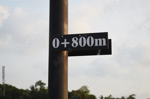 800 meter sign board