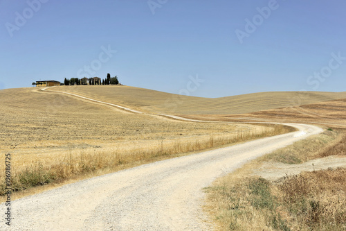 Abgeerntete Felder südlich von Siena, Toscana, Italien, Europa ©  Egon Boemsch