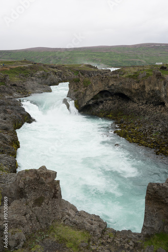 Landschaft rund um den Goðafoss - Wasserfall in Nord-Island