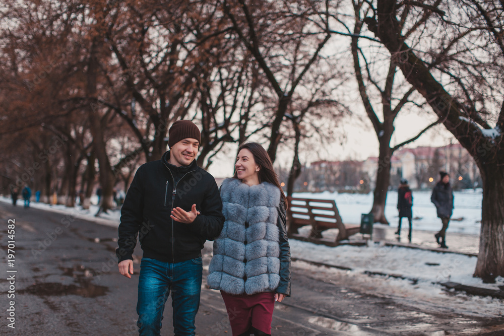 Fototapeta premium Romantic couple walking