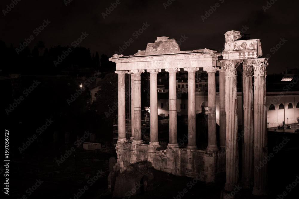 Fototapeta premium fori imperiali a roma di notte