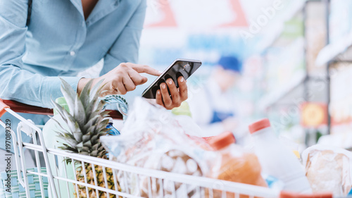 Shopping and mobile apps