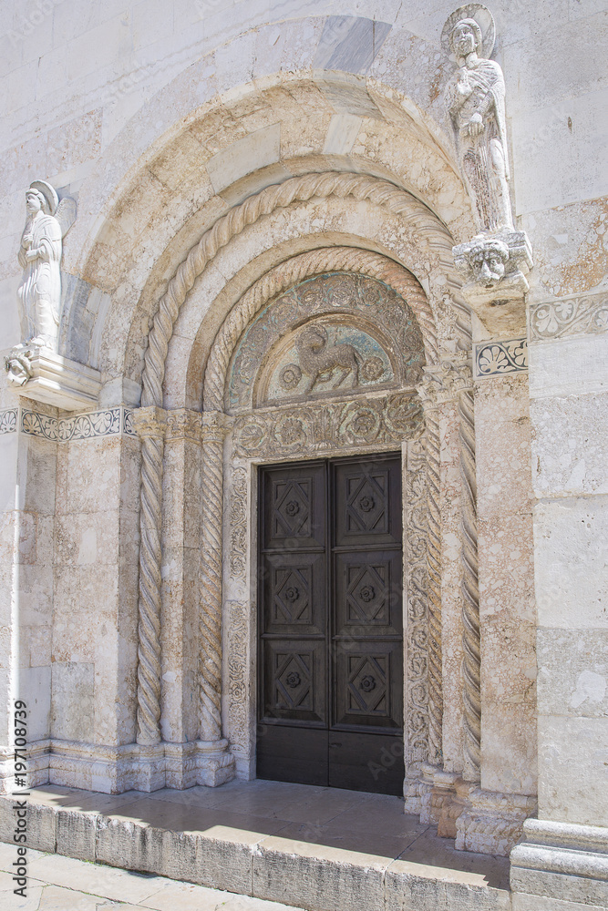 front porch of Katedrala sv Stosije (St Anastasia Cathedral), Zadar, Dalmatia, Croatia
