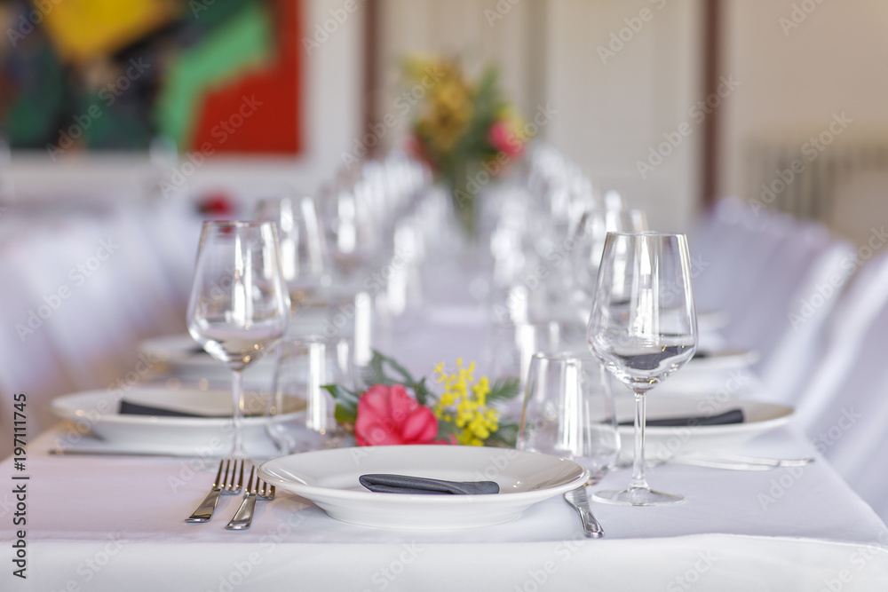 Fototapeta premium restaurant, interior, dining, table, empty, knife, food, nobody, tablecloth, setting, elegant, luxury