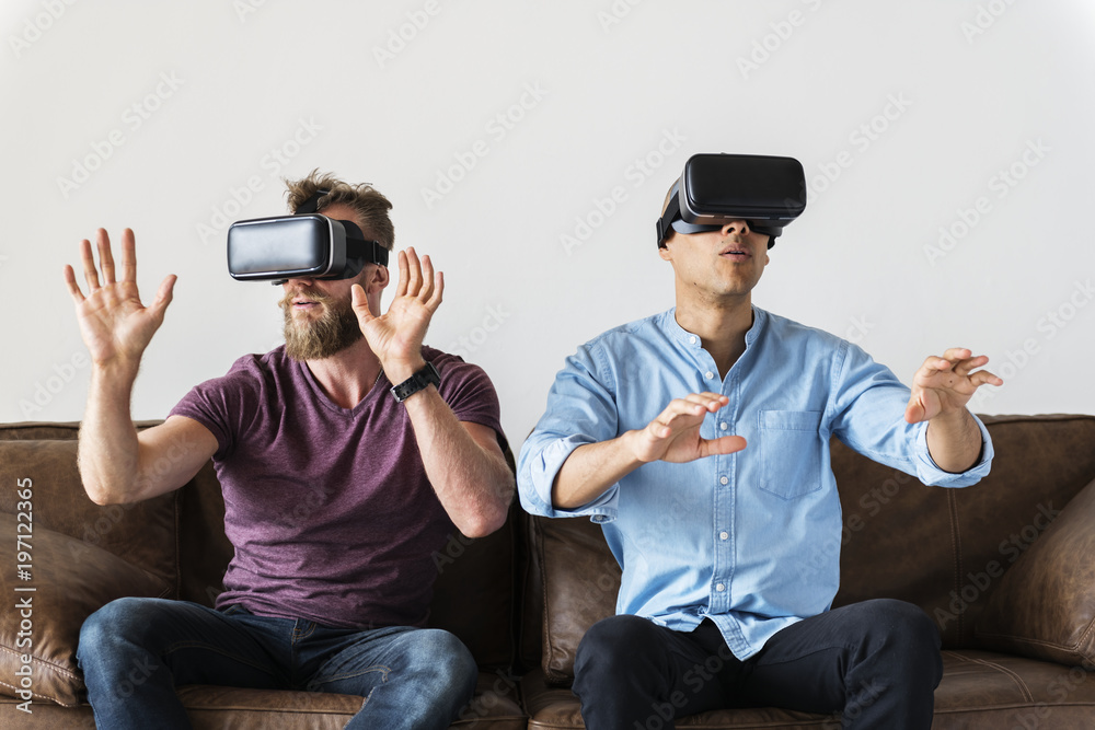 Fototapeta premium Men enjoying VR