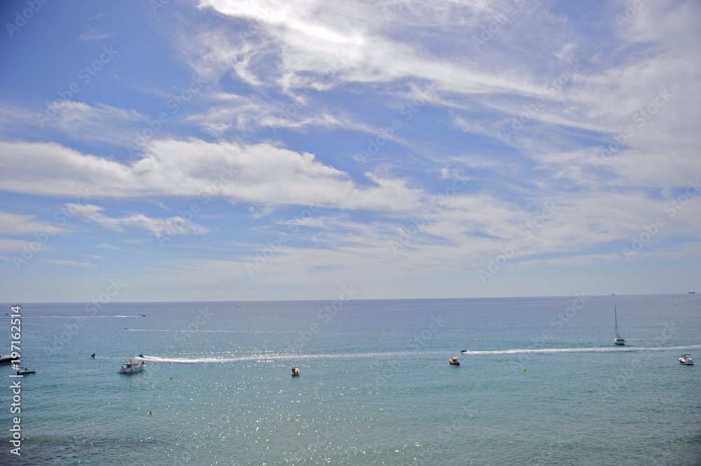 barcas mar mediterraneo