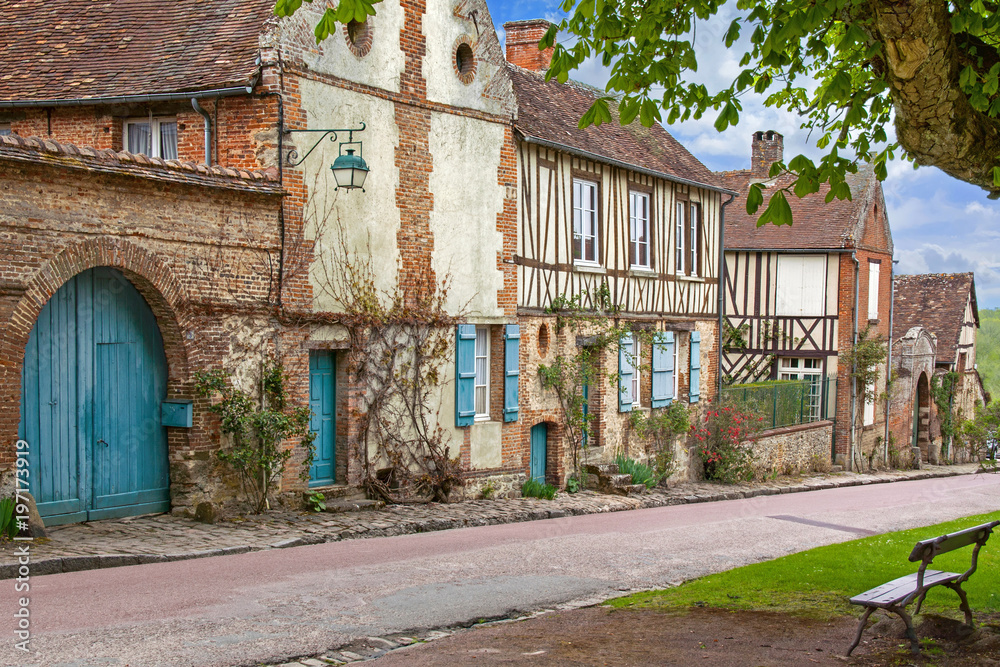 Gerberoy, Rue du village et maisons à colombages. Picardie. Hauts-de-France Gerberoy, Rue du village et maisons à colombages. Picardie. Hauts-de-France