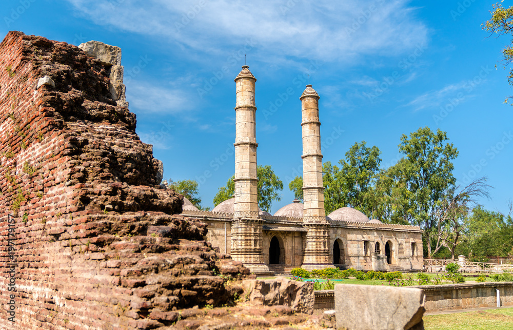 Sahar Ki Masjid at Champaner-Pavagadh Archaeological Park. A UNESCO heritage site in Gujarat, India