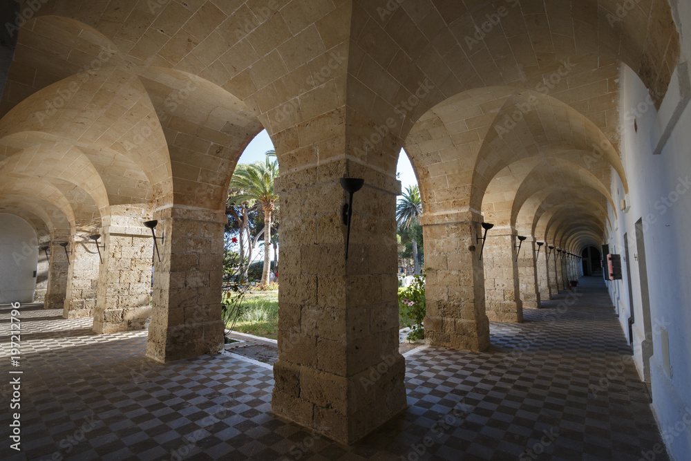 Isla del Lazareto antiguo hospital de cuarentena en el Puerto de Mahon Menorca
