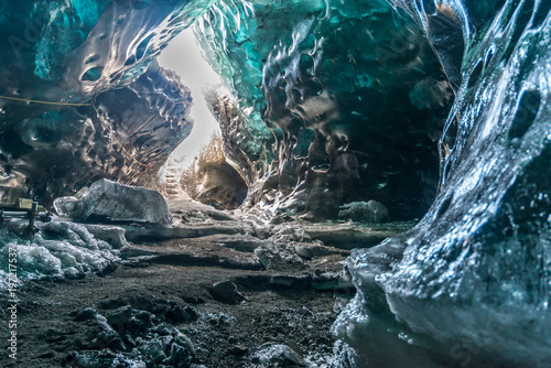 Obraz na plátne Ice cave in Iceland