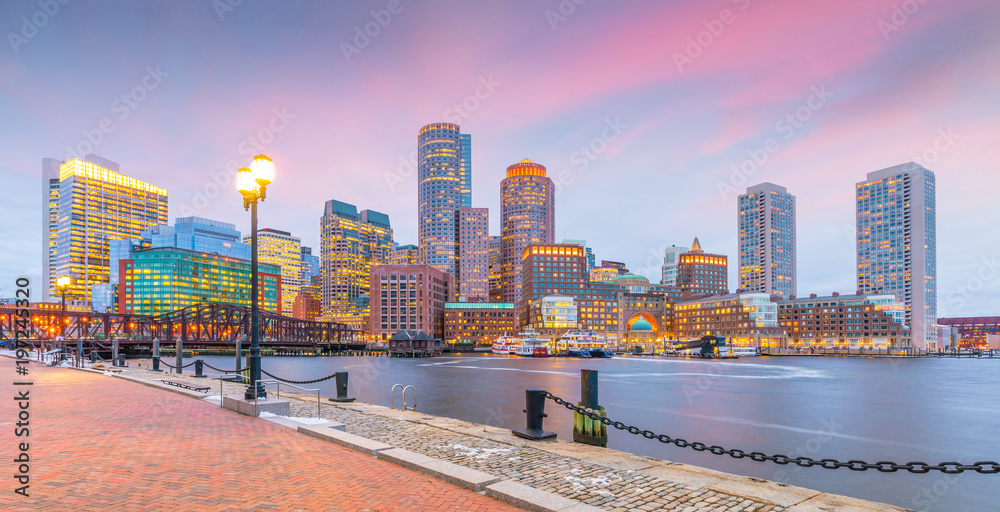Boston Harbor and Financial District at twilight - obrazy, fototapety, plakaty 
