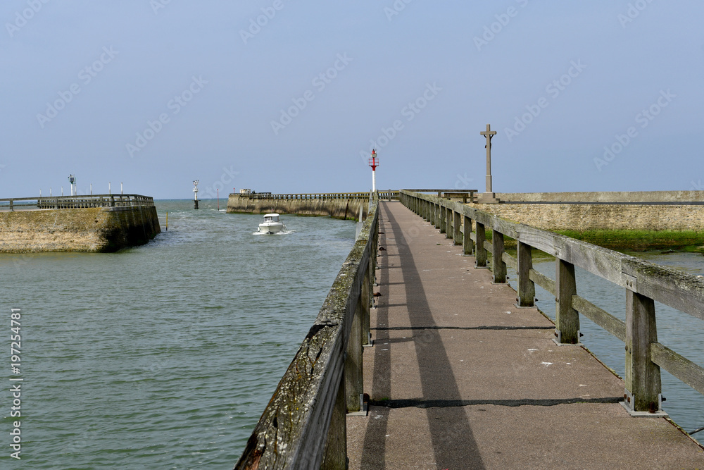 Port en Bessin, les digues