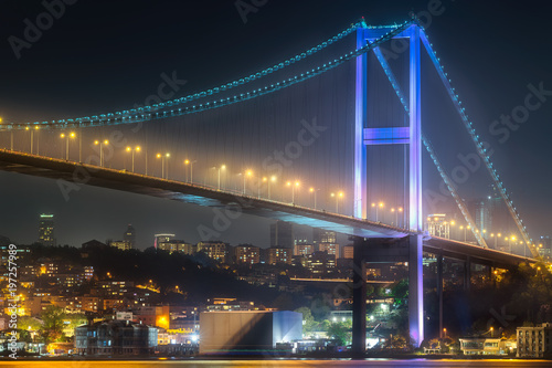 Fototapeta Naklejka Na Ścianę i Meble -  View of Bosphorus bridge at night Istanbul