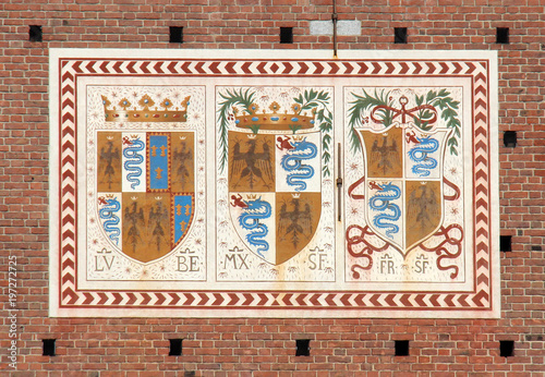 Tableau sur toile stemmi sforzeschi sulla torre del Filarete; Milano, Castello Sforzesco