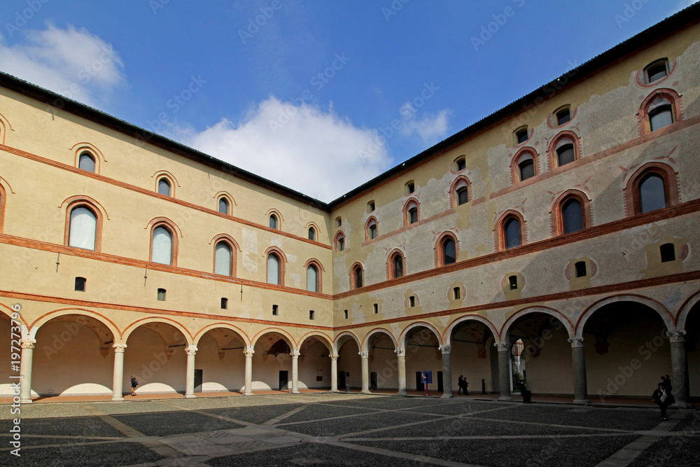 il Cortile della Rocchetta; Milano, Castello Sforzesco