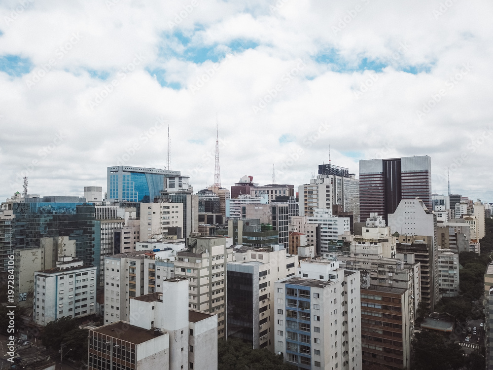 Fototapeta premium Sky Scrappers During the Day in São Paulo
