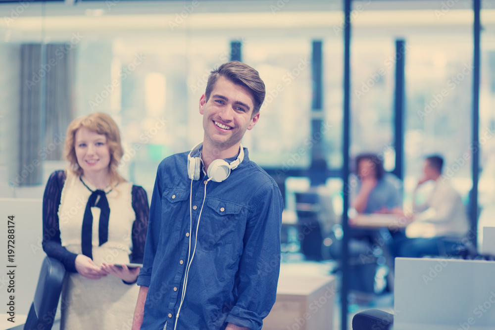 Obraz premium Business People Working With Tablet in startup office